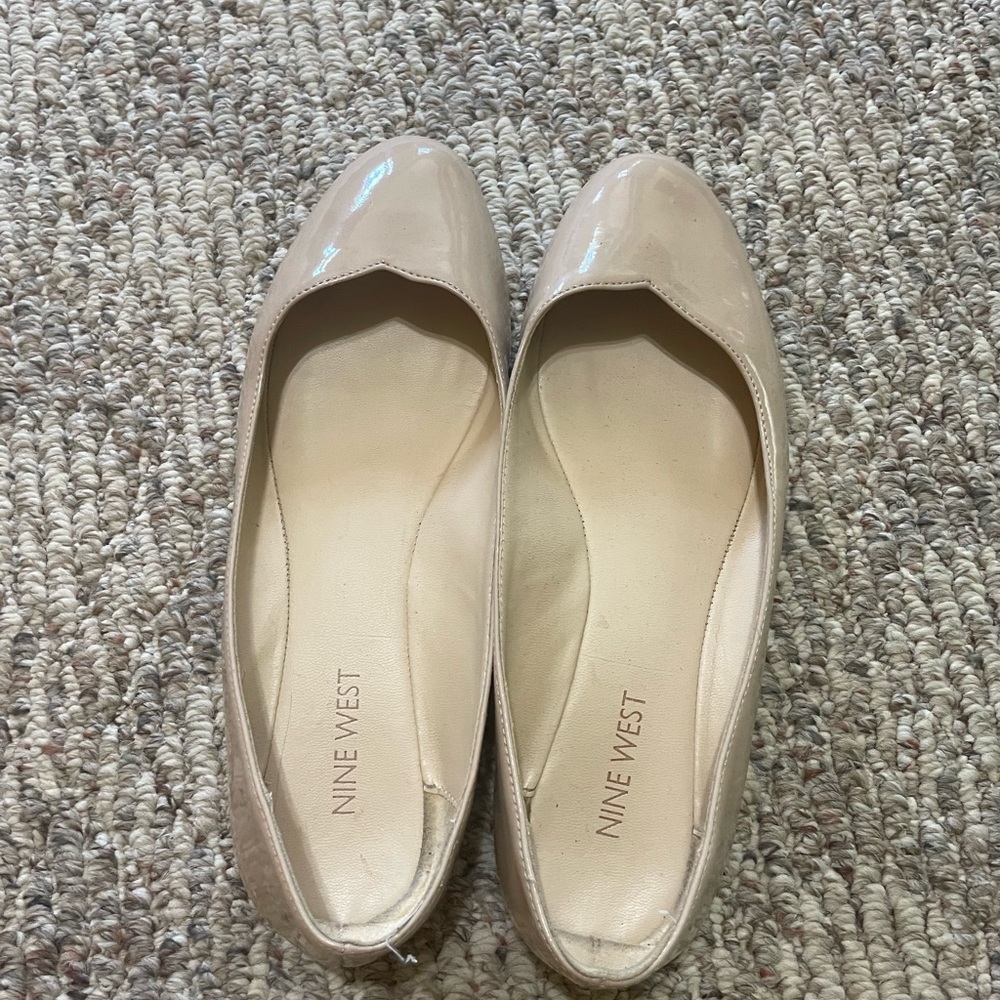 Nine West nude flats